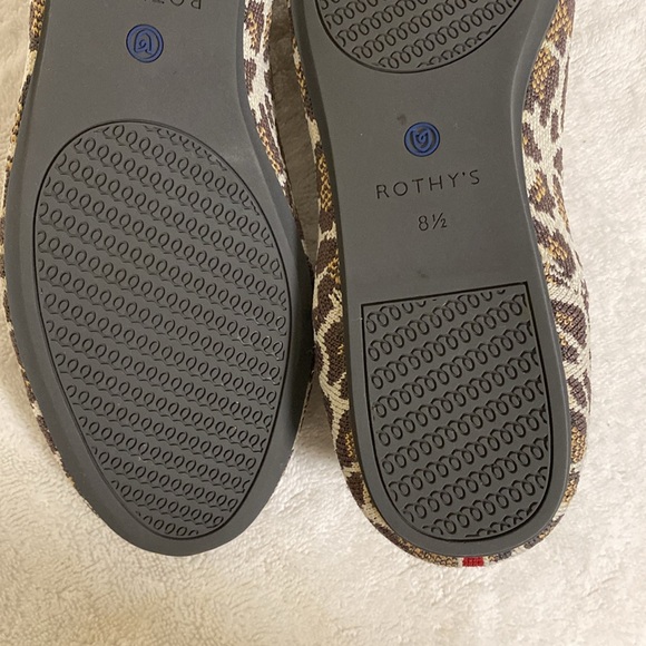 Rothy’s Loafer women’s 8.5 leopard with red trim - Picture 5 of 10